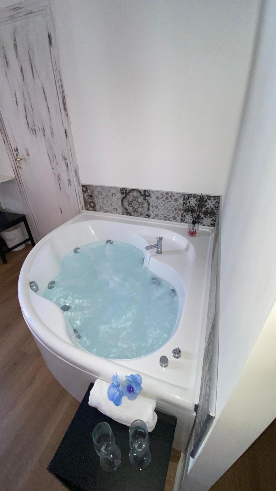 Suitesicily Rooms Palermo Altavilla Milicia Eksteriør bilde
